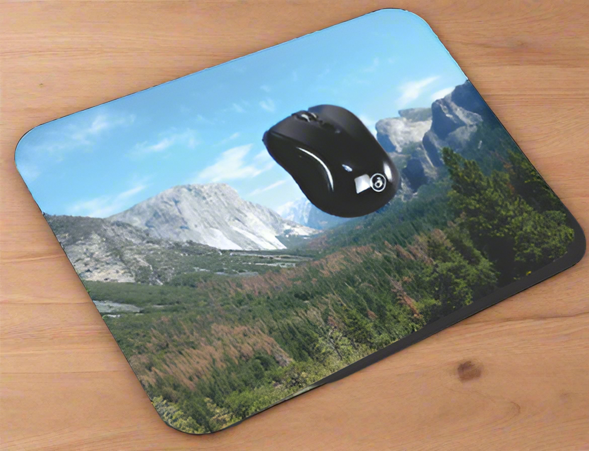 Yosemite National Park - Mousepad Mouse Pads Smiling Wombat